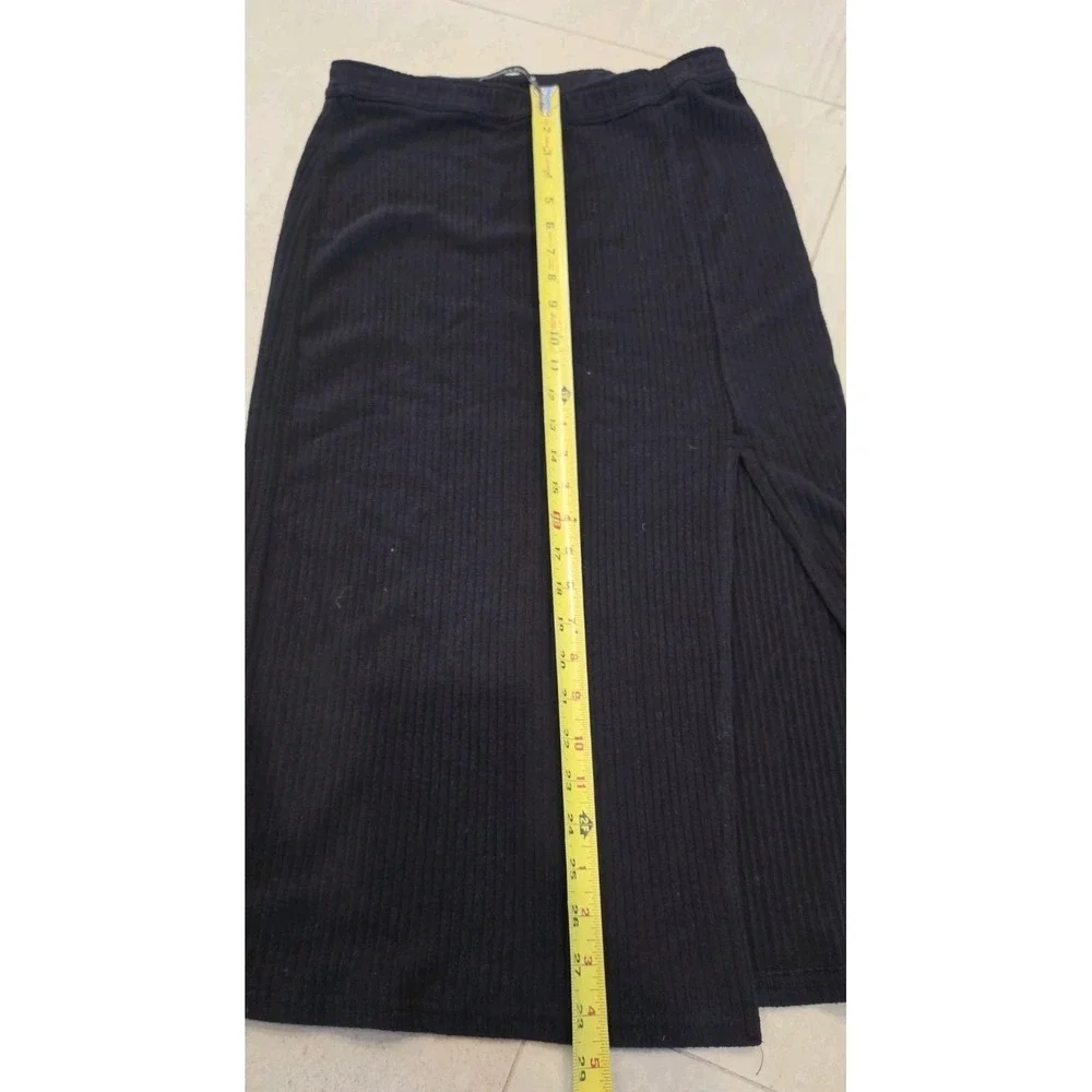 Abercrombie & Fitch Black Ribbed Side Slit Midi Skirt Minimalist Academic Preppy